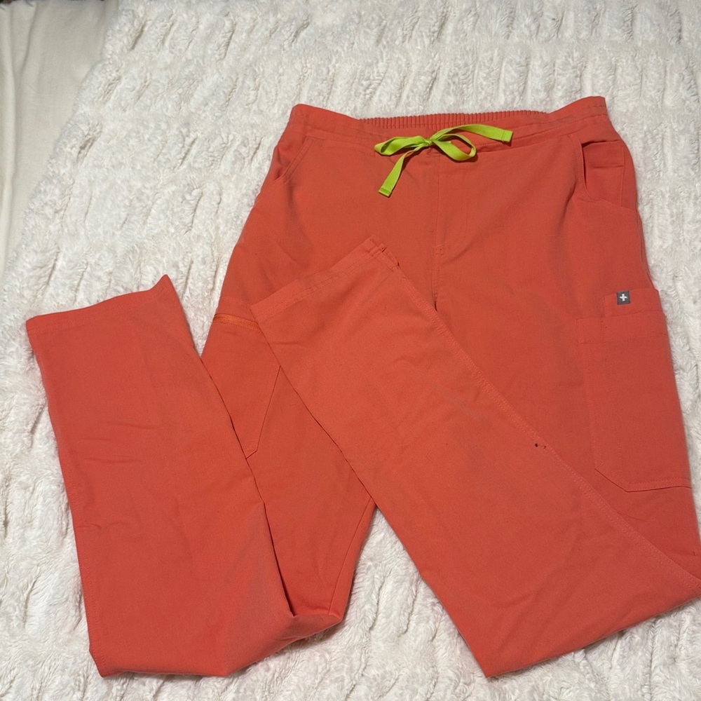 Figs Coral Joggers